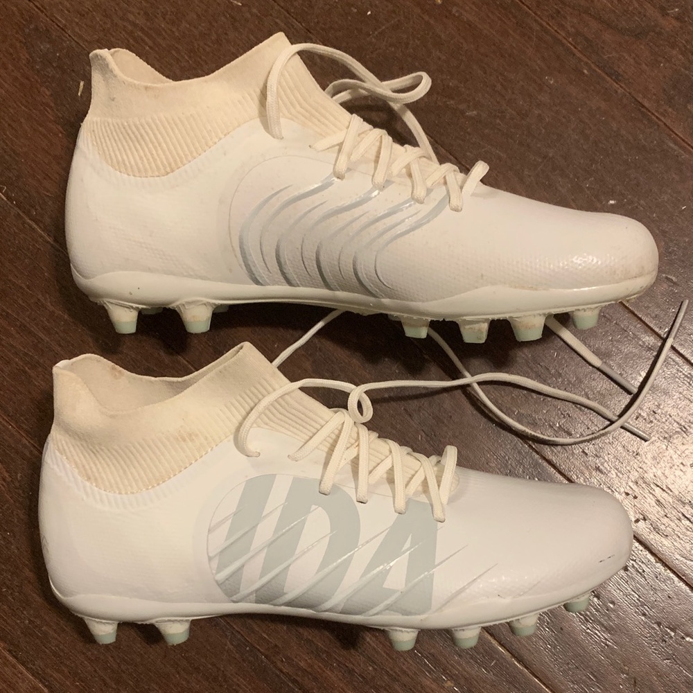 Ida Rise FG Women's Soccer Cleats with ankle sock